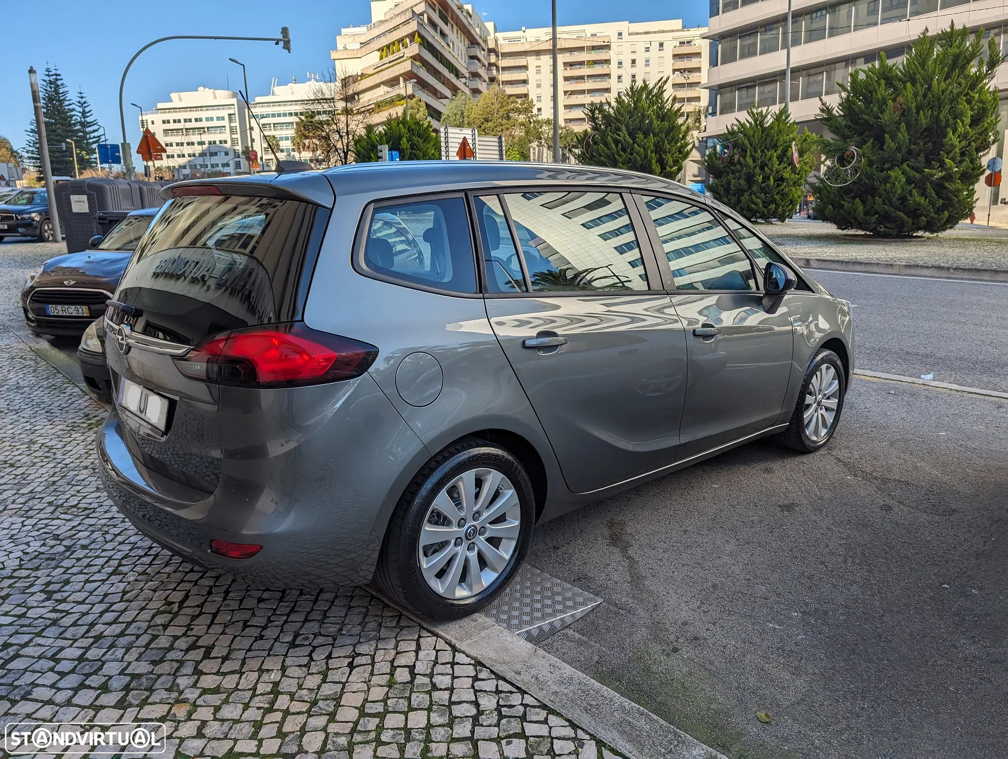 Opel Zafira 1.6 CDTi Dynamic S/S - 9