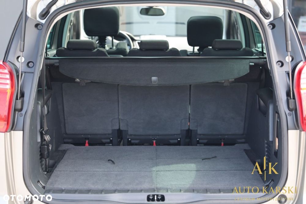Peugeot 5008 - 18