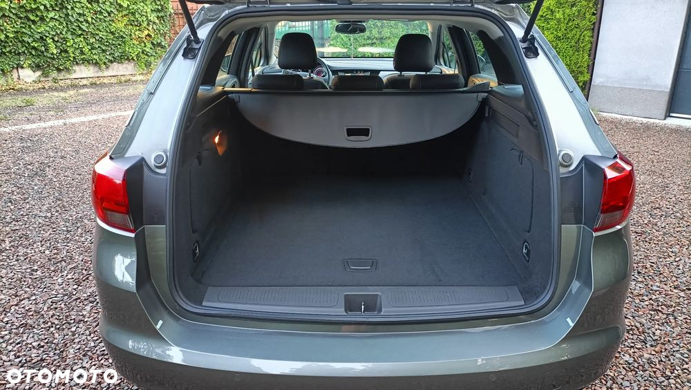 Opel Astra V 1.4 T Enjoy - 11