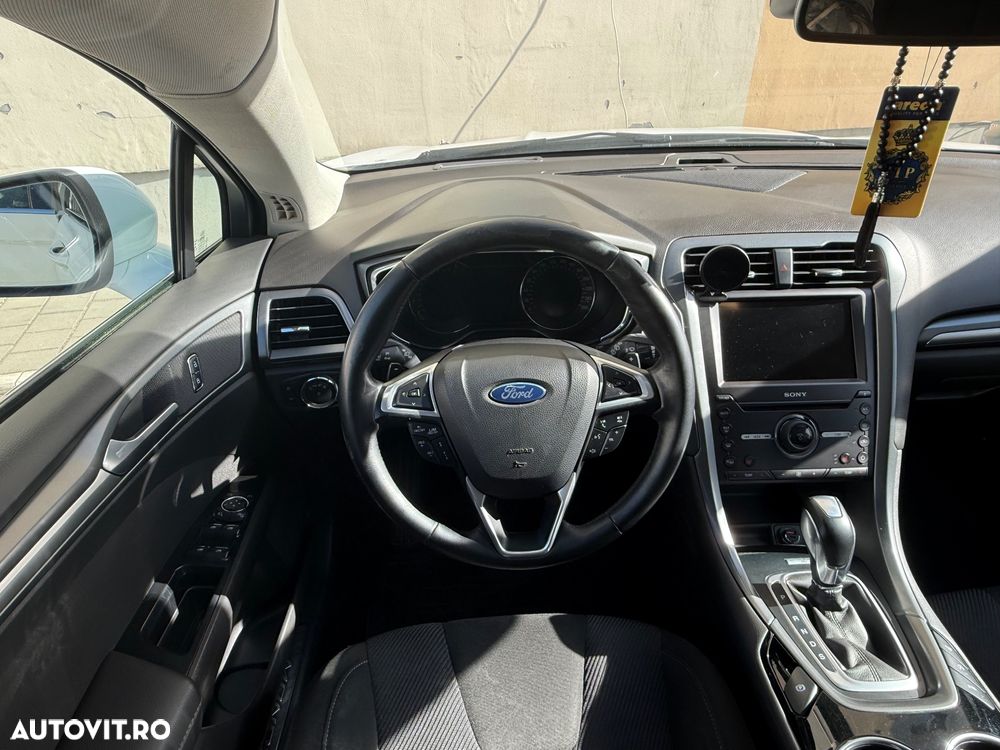 Ford Mondeo 2.0 TDCI Start-Stopp PowerShift-Aut Titanium - 12