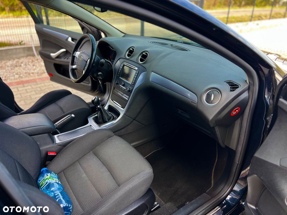 Ford Mondeo 2.0 Titanium - 18