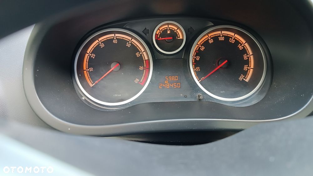Opel Corsa - 7