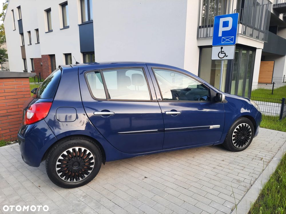 Renault Clio 1.4 16V Dynamique - 5