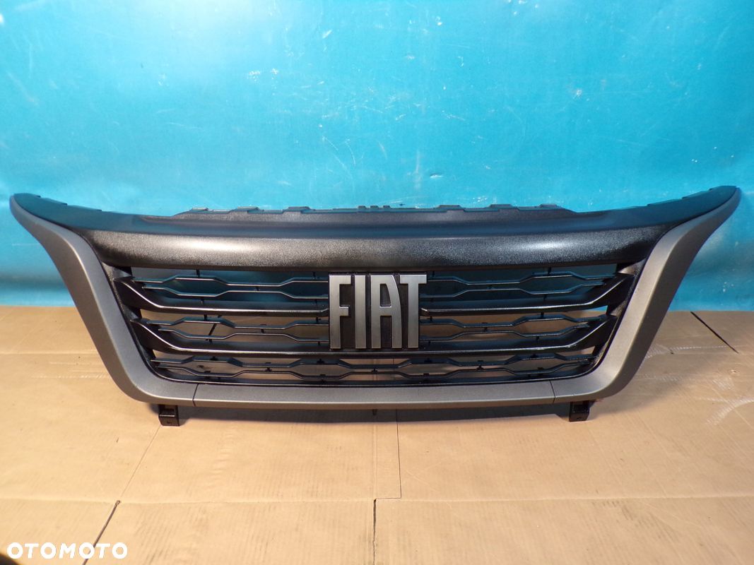 FIAT DUCATO 21- atrapa ORYGINALNA SZARA 1318394070 NOWA - 1