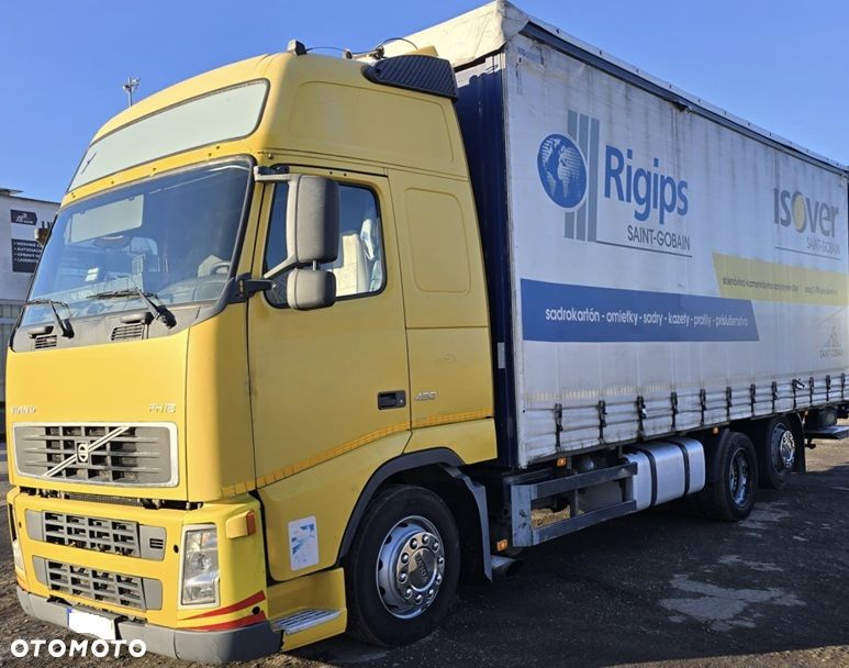 Volvo FH12 420 6x2 JUMBO OŚ PODNOSZONA ZABUDOWA FIRANKA DŁ:7.80m WINDA HYDRAULICZNA KLIMA 2xALUTANK I-SHIFT LODÓWKA 2006r WAGA:11087kg DMC:24000kg - 2