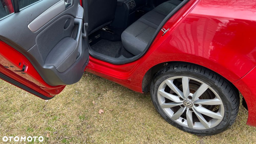 Volkswagen Golf 1.6 TDI DPF BlueMotion - 7