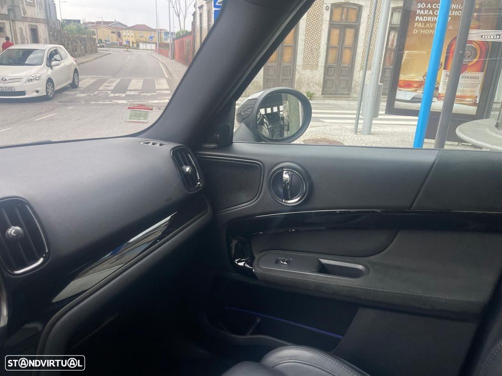 MINI Countryman Cooper SD Auto - 40