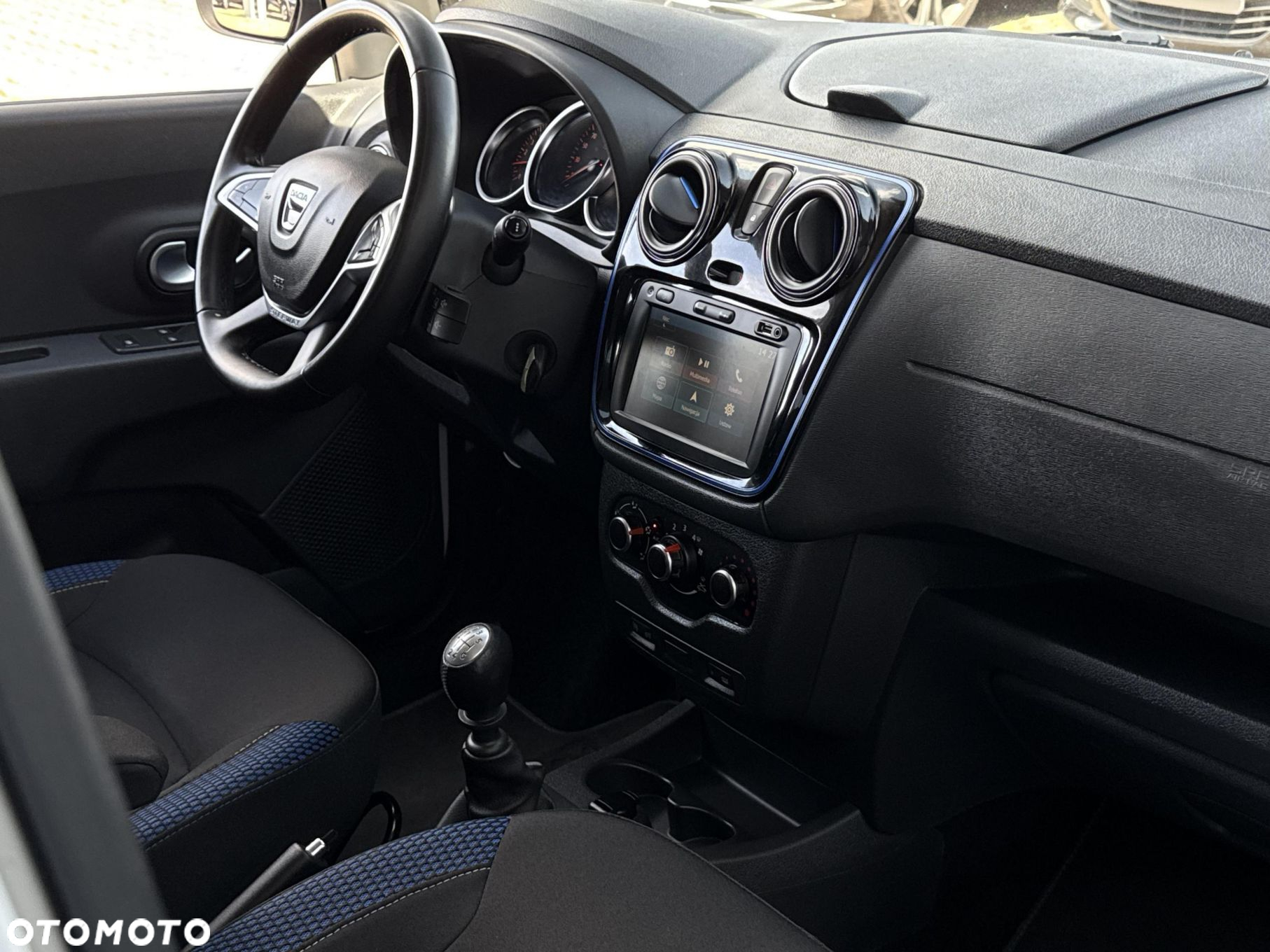 Dacia Lodgy 1.5 Blue dCi Stepway S&S - 10