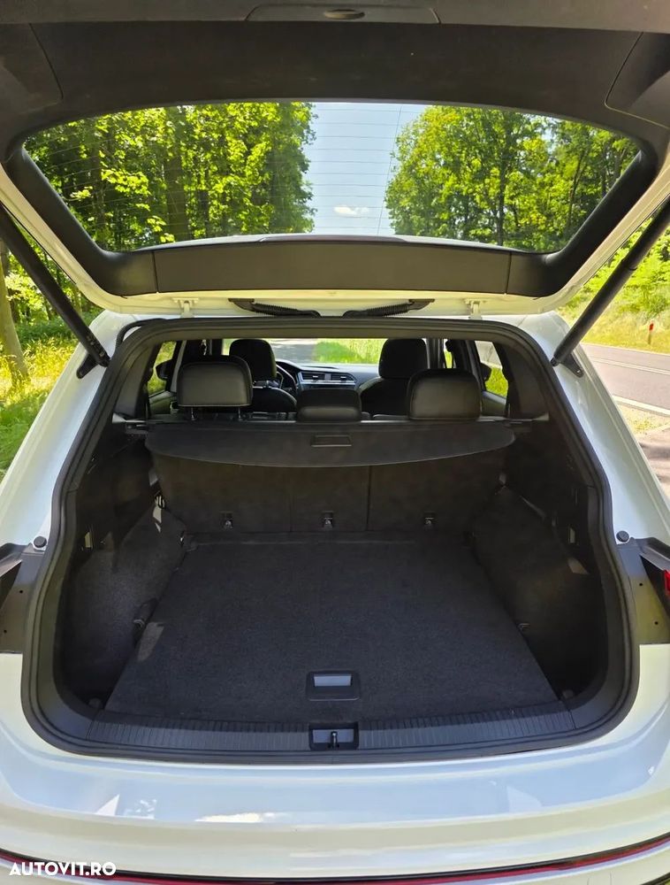 Volkswagen Tiguan - 13