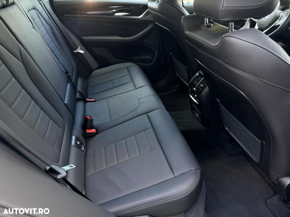 BMW X3 xDrive30e Aut. - 12