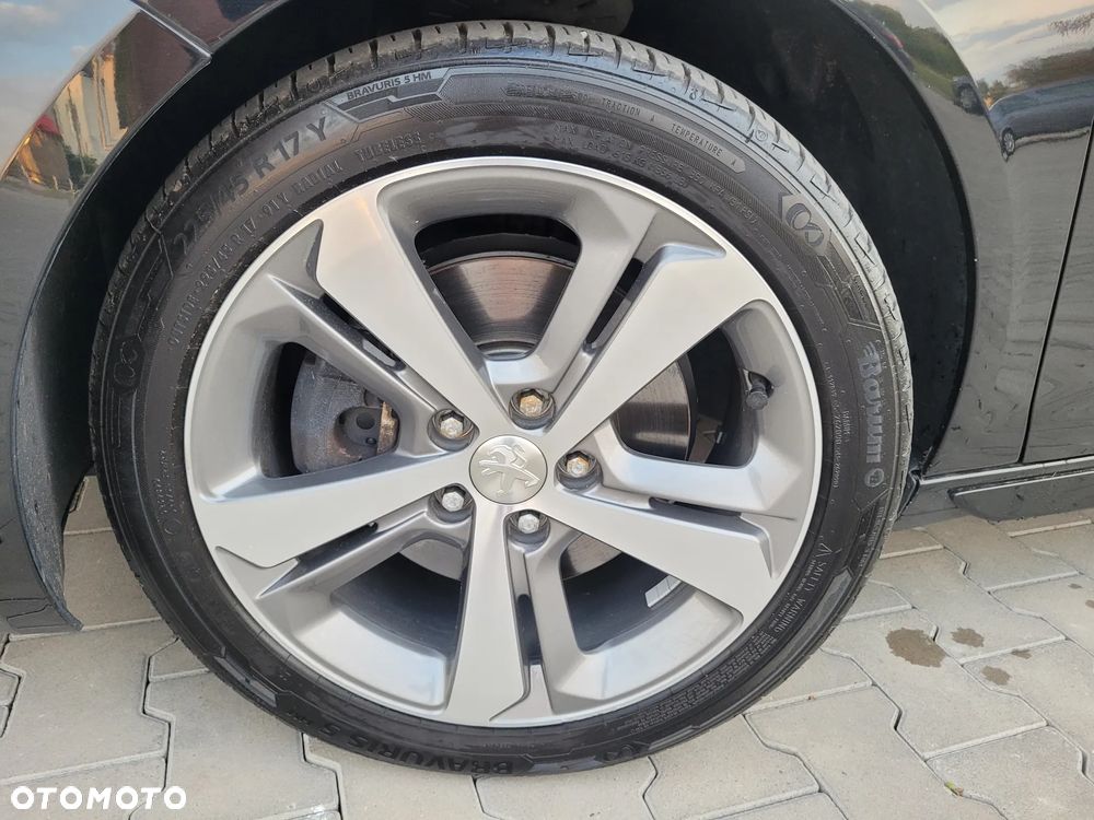 Peugeot 308 - 5