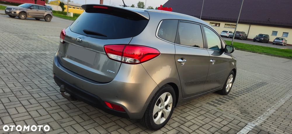 Kia Carens 1.7 CRDi L 7os - 3