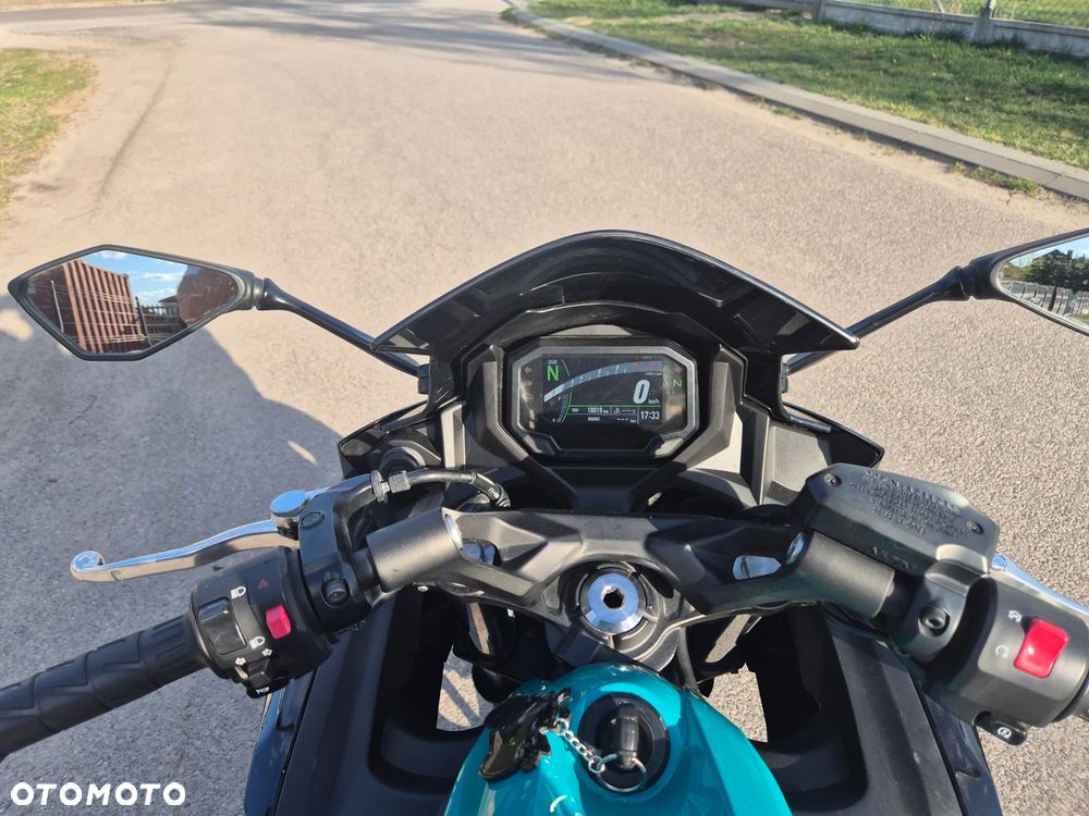Kawasaki Ninja - 23