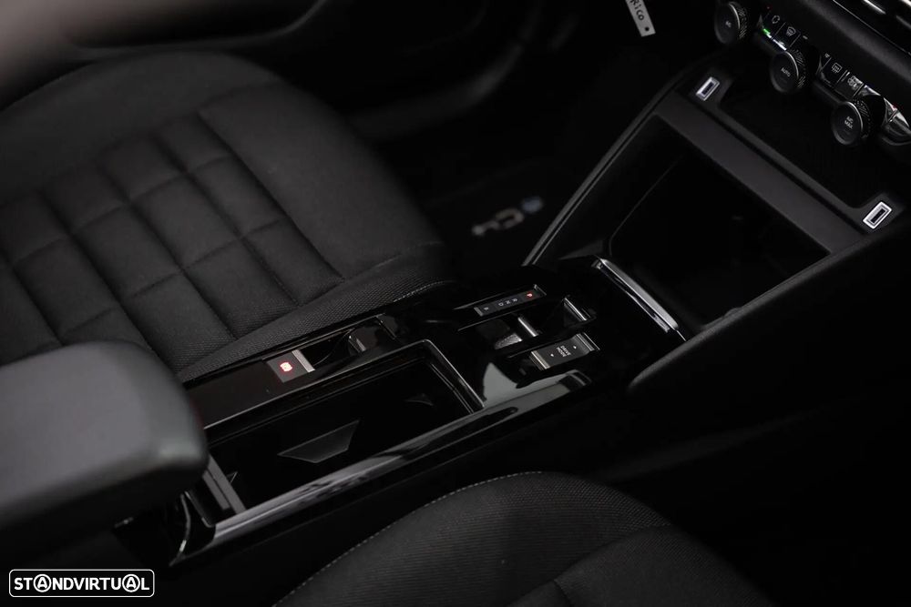 Citroën e-C4 50 kWh Autonomia Conforto Plus - 18