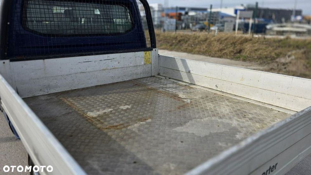 Volkswagen Transporter - 9