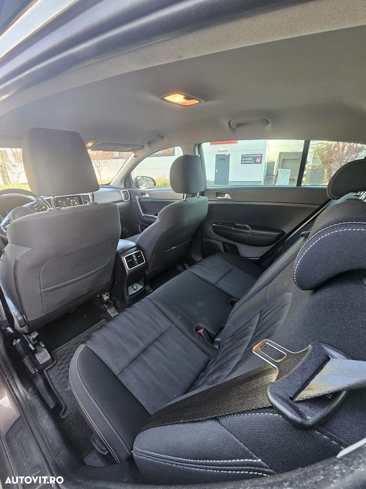 Kia Sportage 1.6 GDI 6MT 4x2 Style - 15