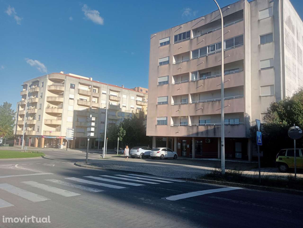 Loja com rendimento garantido a longo prazo e boa localização em Torre - Grande imagem: 5/16