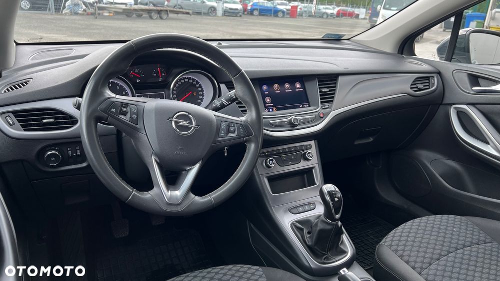 Opel Astra 1.2 T Edition S&S - 10