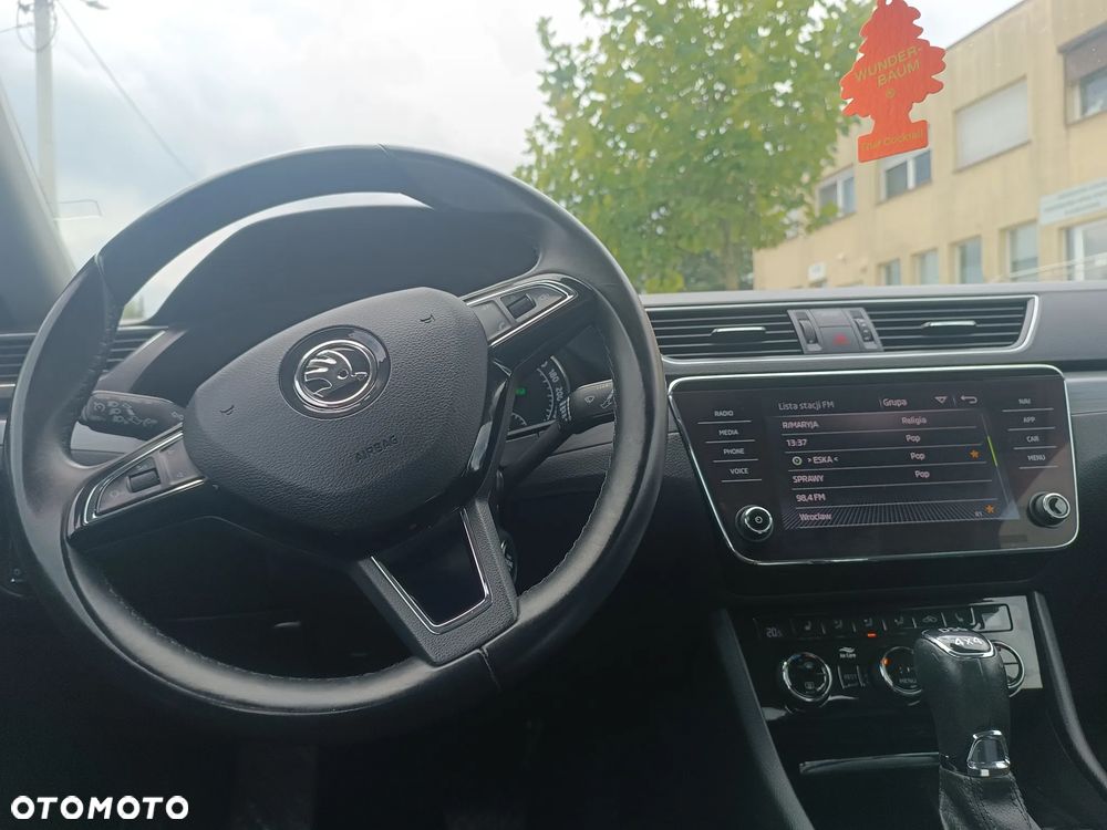 Skoda Superb 2.0 TDI 4x4 DSG Sportline - 26
