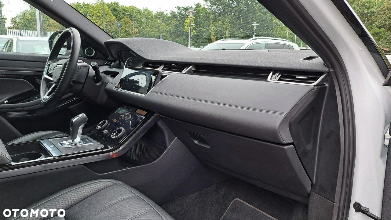 Land Rover Range Rover Evoque - 22