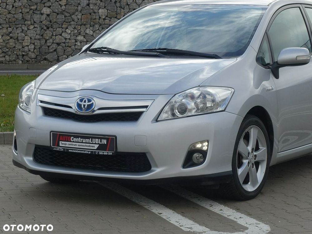 Toyota Auris 2010 photo 4