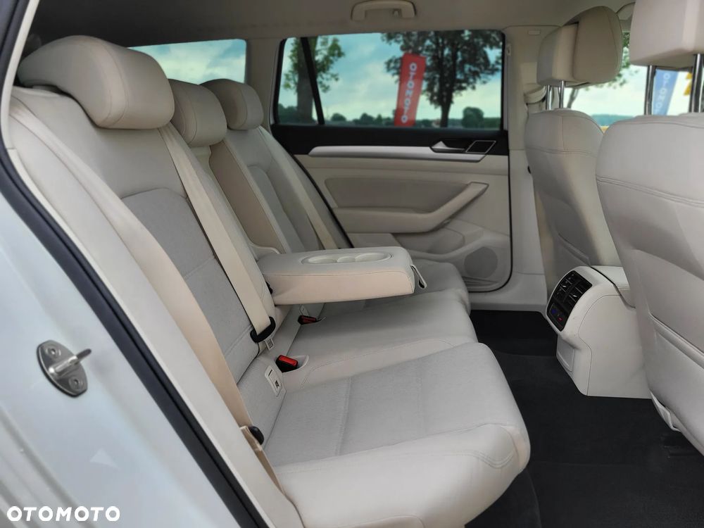 Volkswagen Passat 2.0 TDI BMT Comfortline DSG - 12