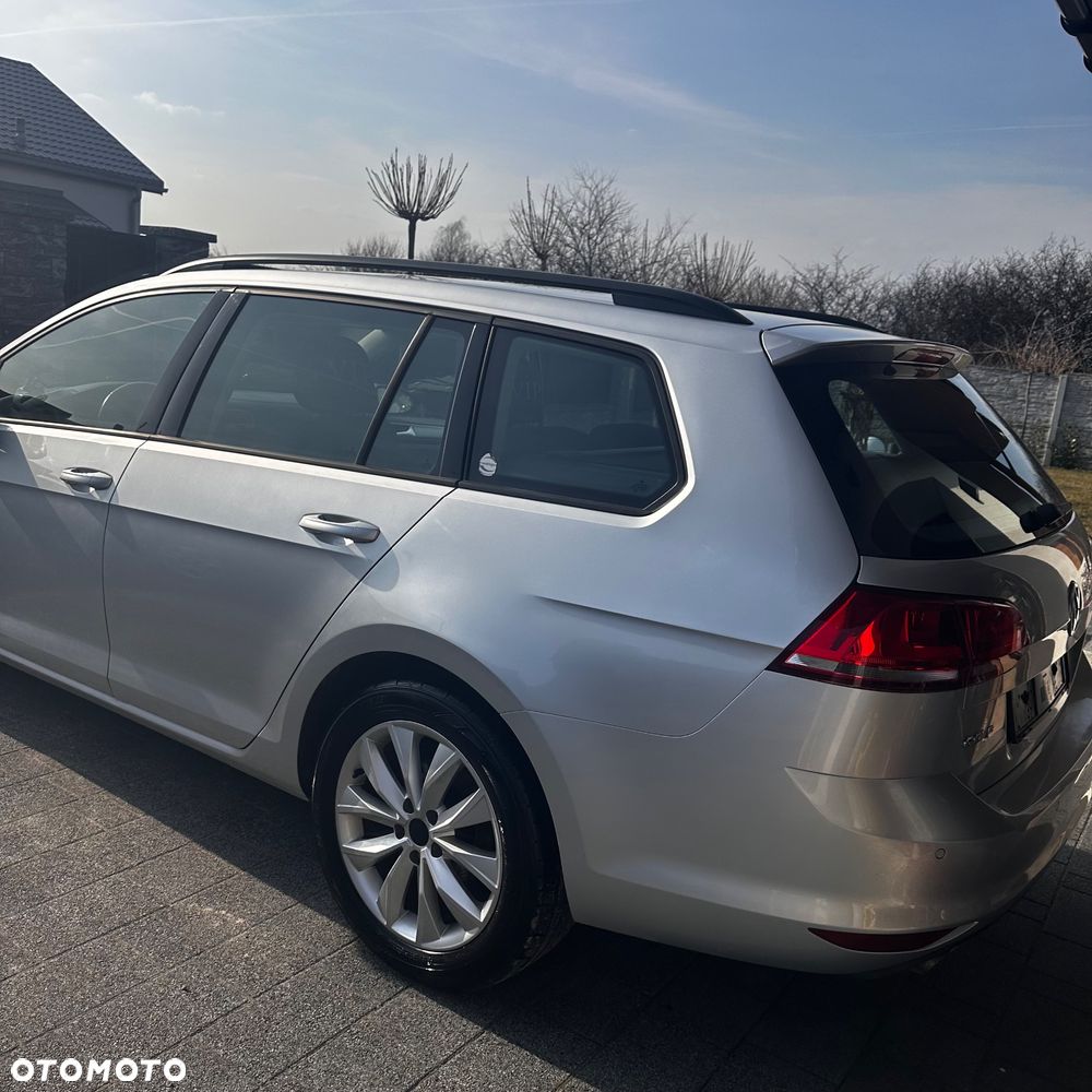 Volkswagen Golf - 4