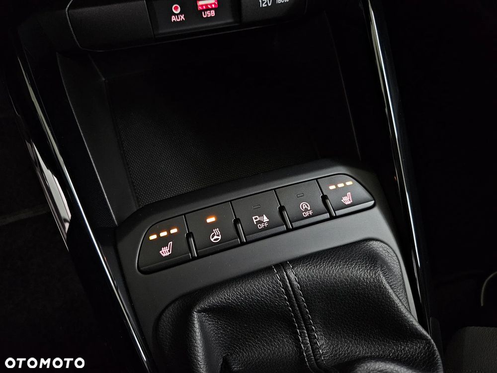 Kia Stonic 1.4 L - 29