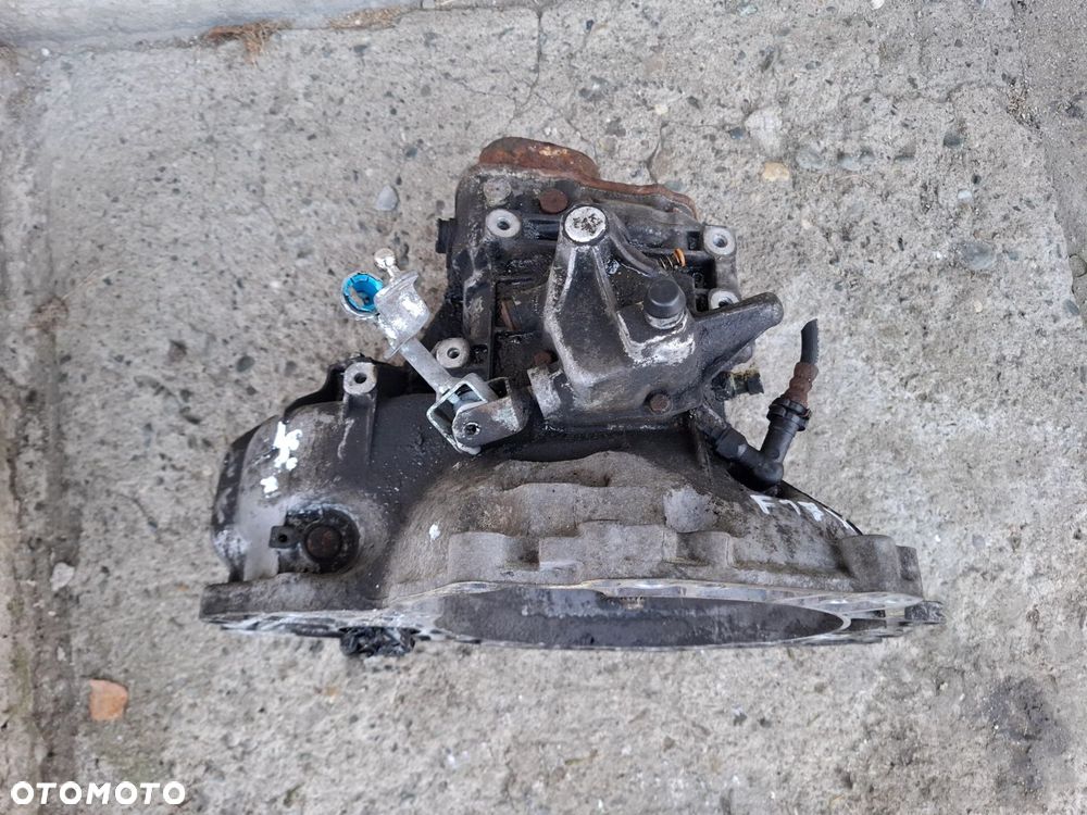 SKRZYNIA BIEGÓW 1.3 CDTI F17W394 OPEL CORSA D MERIVA A - 1