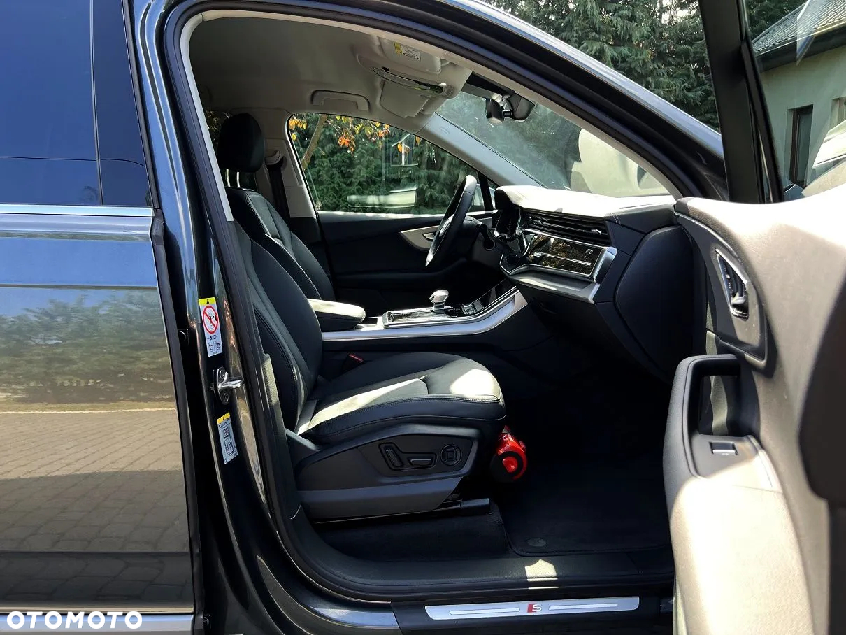 Audi Q7 - 6