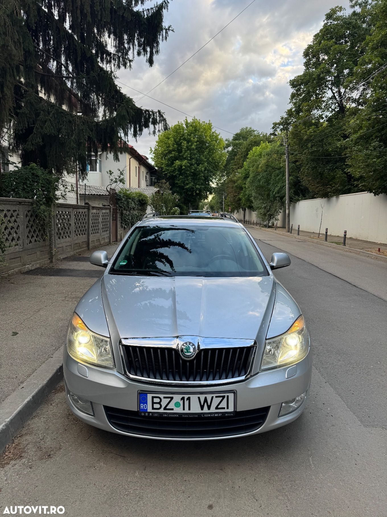 Skoda Octavia Combi 2.0 TDI Drive - 1