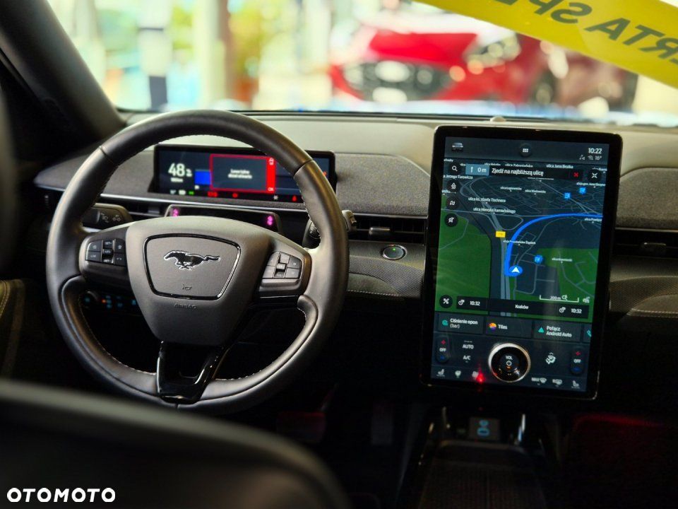 Ford Mustang Mach-E - 23