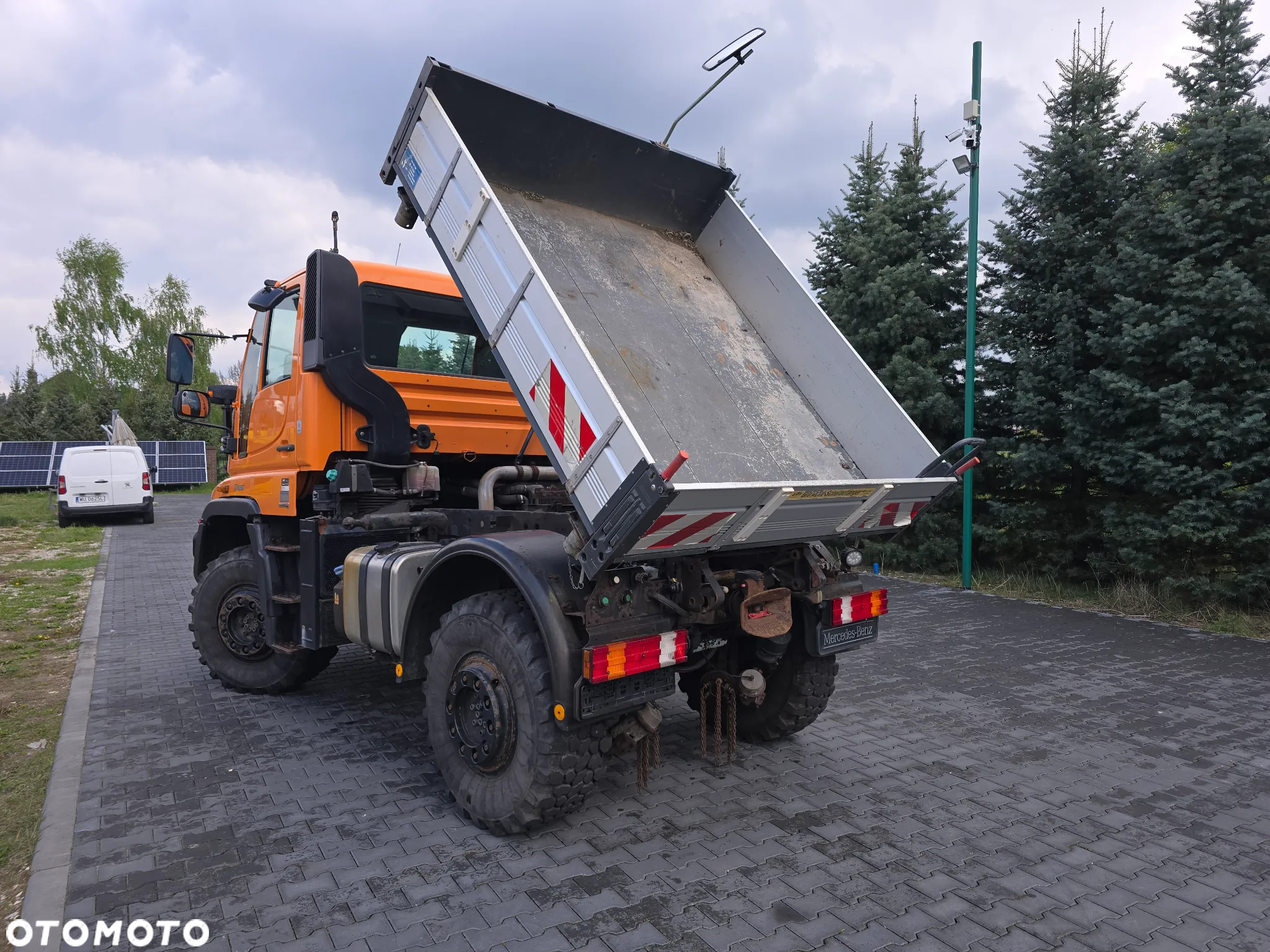 Unimog U400 - 23