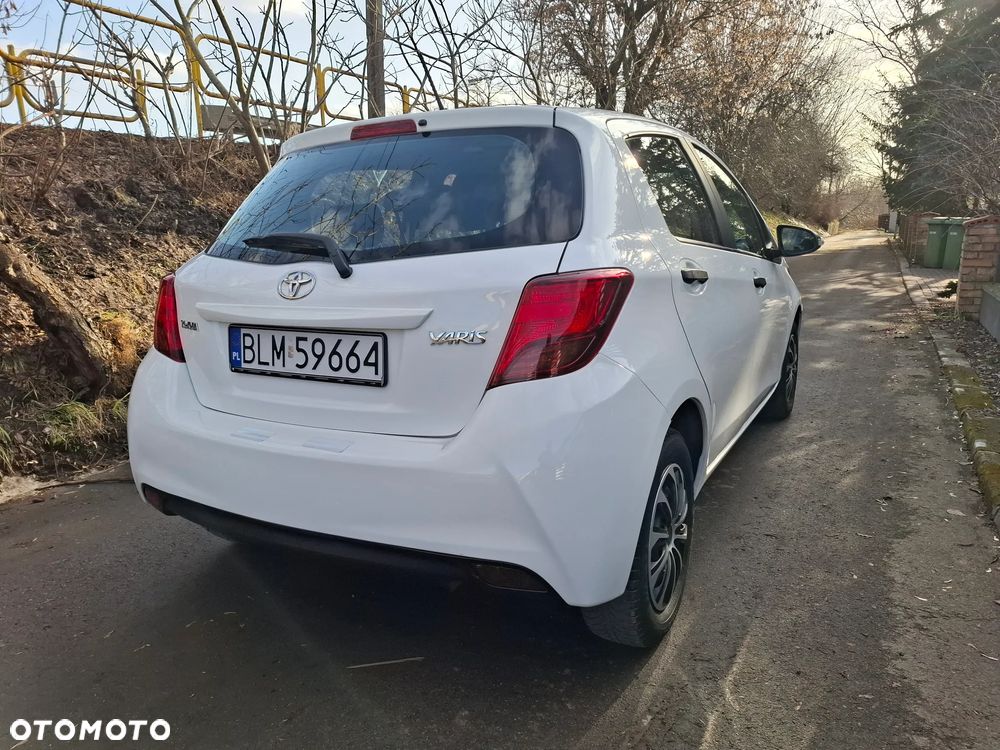 Toyota Yaris - 5