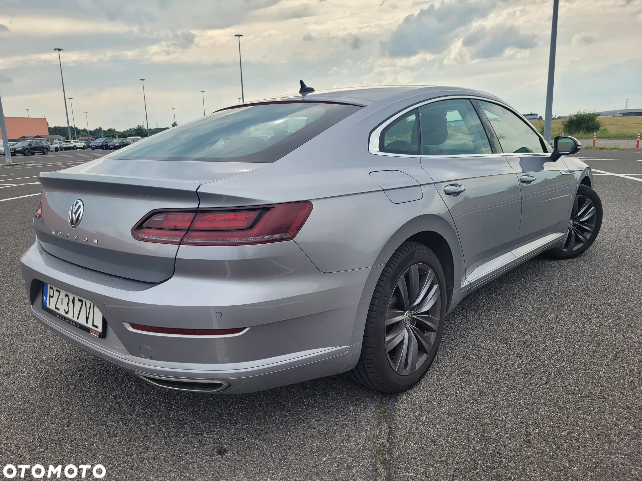 Volkswagen Arteon 2.0 TSI Essence DSG - 2