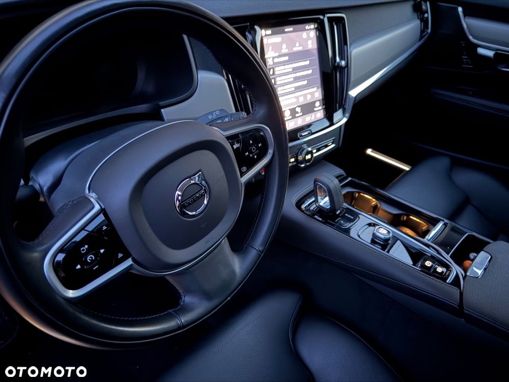 Volvo V90 T8 Twin Engine AWD Geartronic Inscription - 13