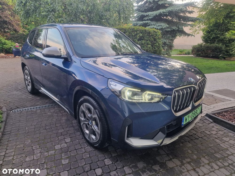 BMW iX1 xDrive30 66.5kWh xLine - 7