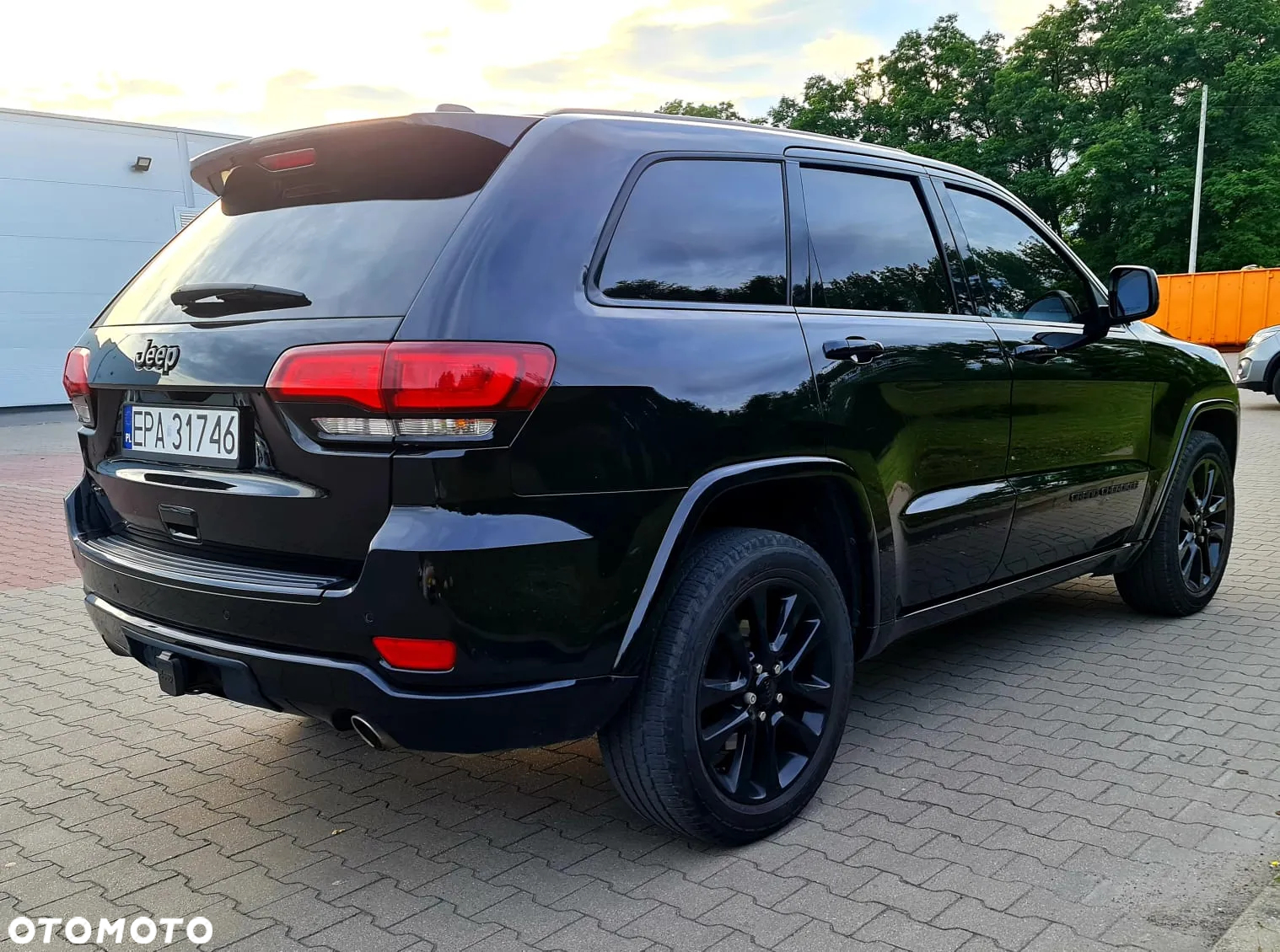 Jeep Grand Cherokee - 8