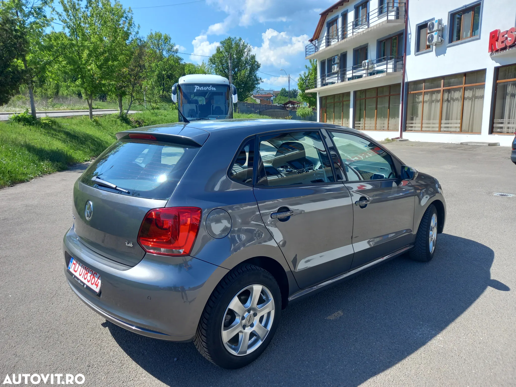 Volkswagen Polo - 3