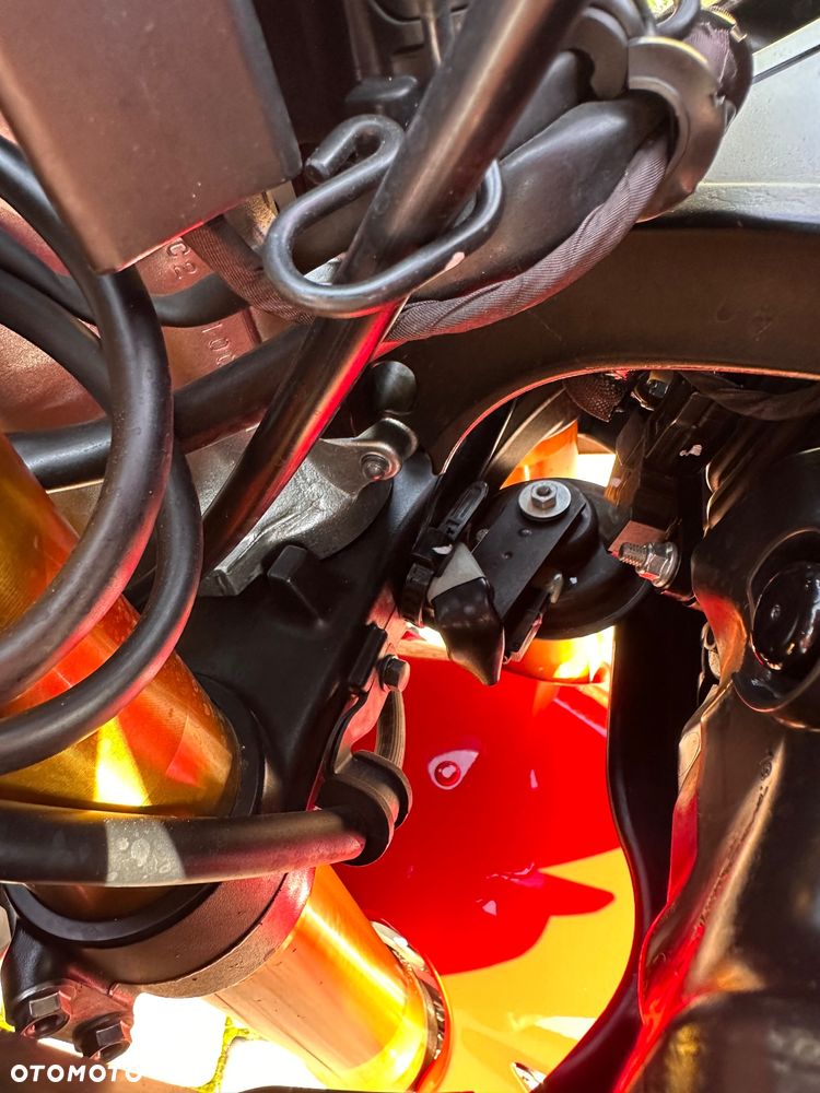 Honda CBR - 13