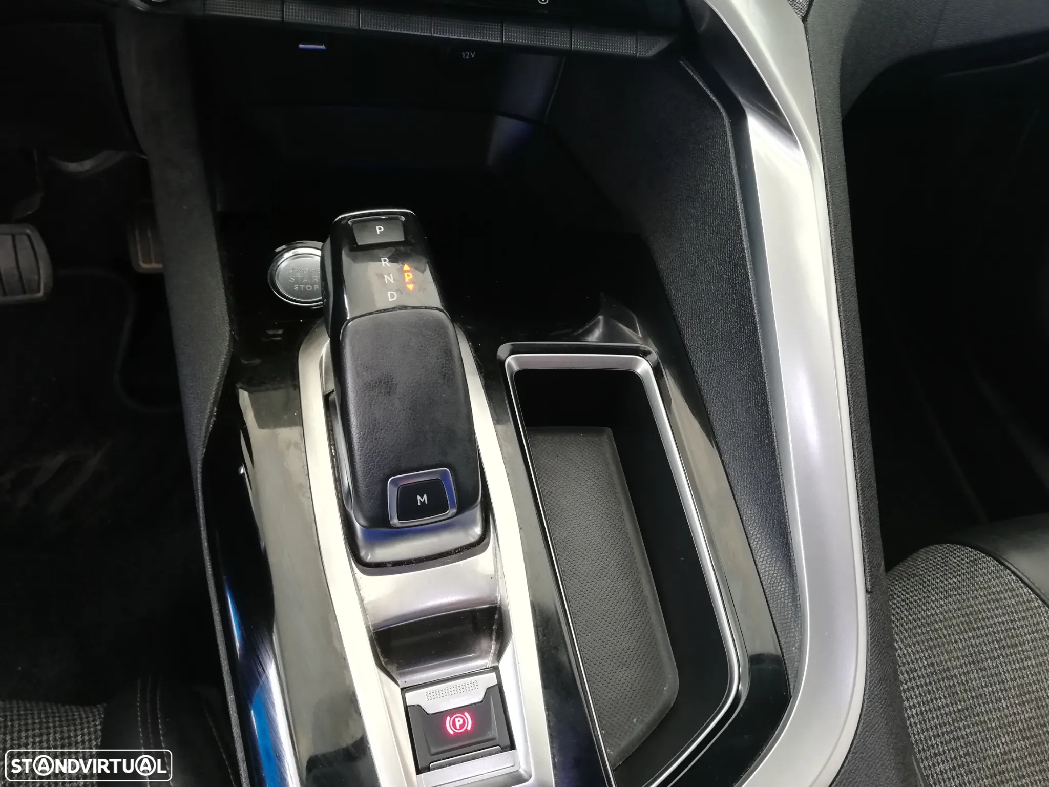 Peugeot 3008 1.5 BlueHDi Allure Baixo Consumo EAT8 - 16