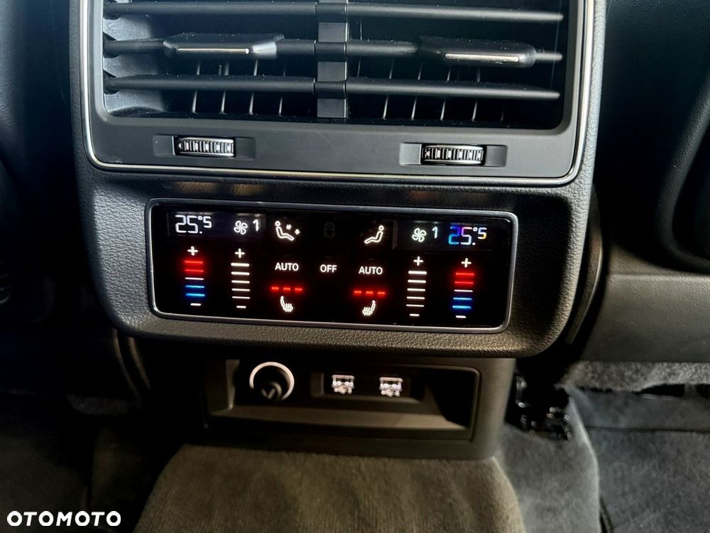 Audi SQ7 - 29