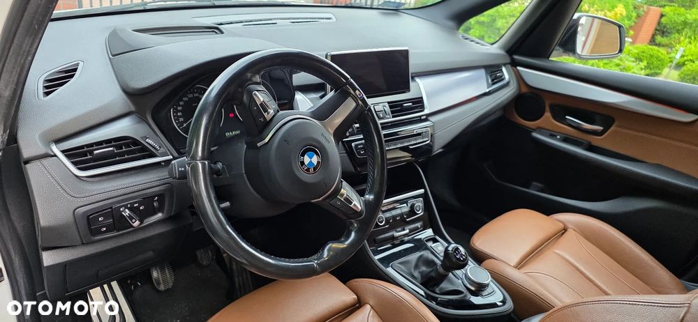BMW Seria 2 216d M Sport - 8