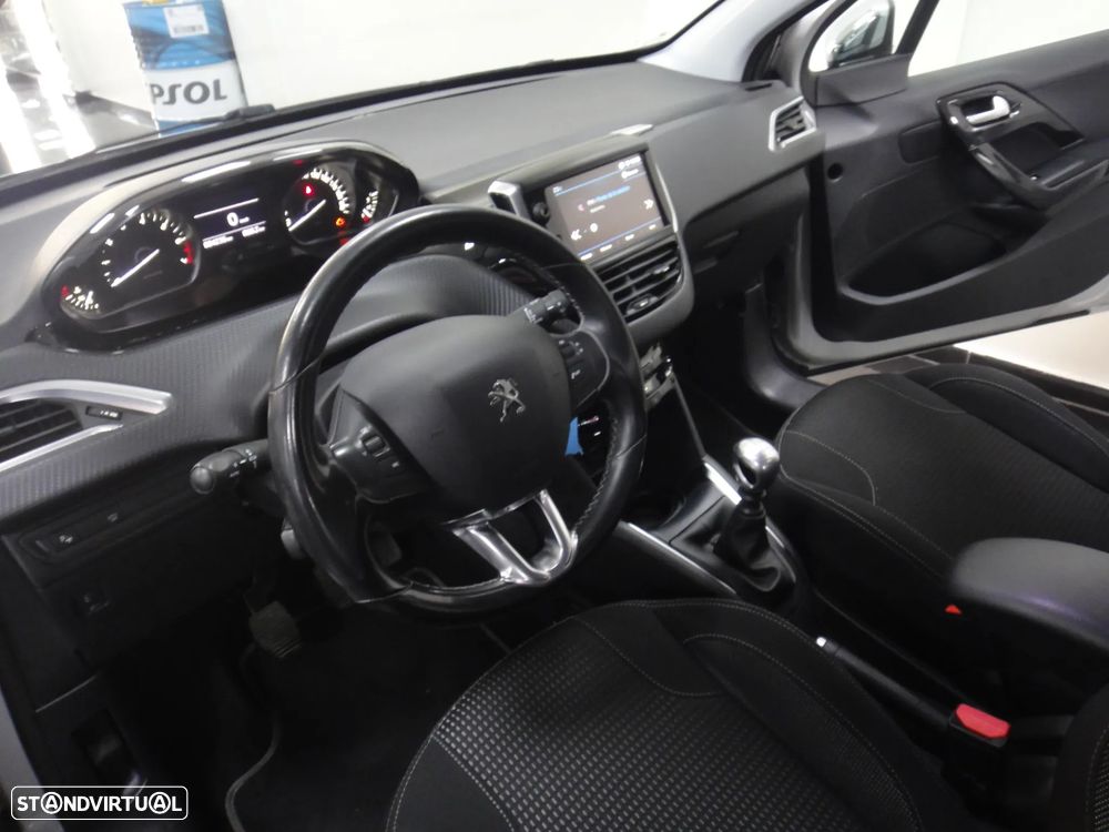 Peugeot 208 PureTech 110 Stop & Start Tech Edition - 13