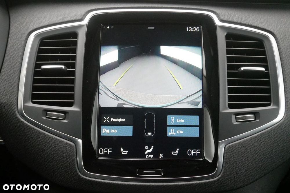 Volvo XC 90 - 21