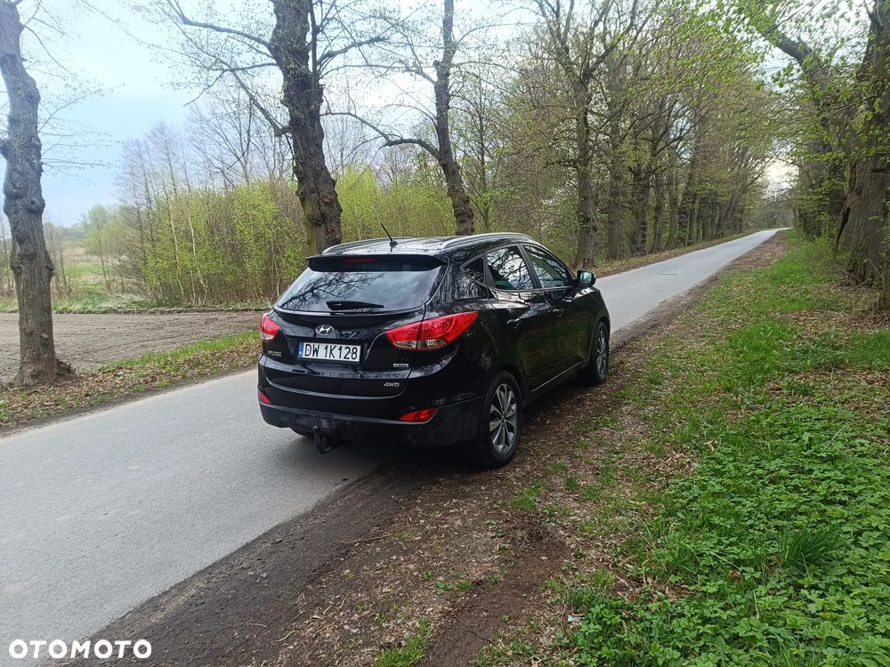 Hyundai ix35 2.0 CRDi 4WD 5 Star Edition - 4