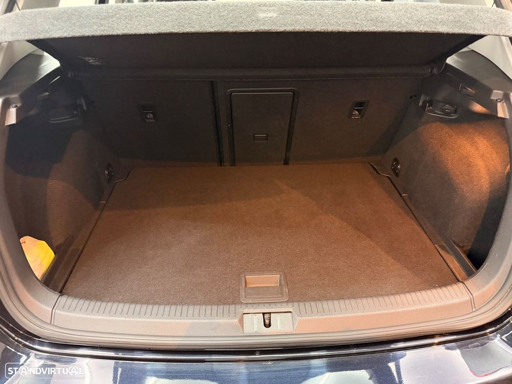 VW Golf 1.6 TDi BlueMotion Confortline - 20