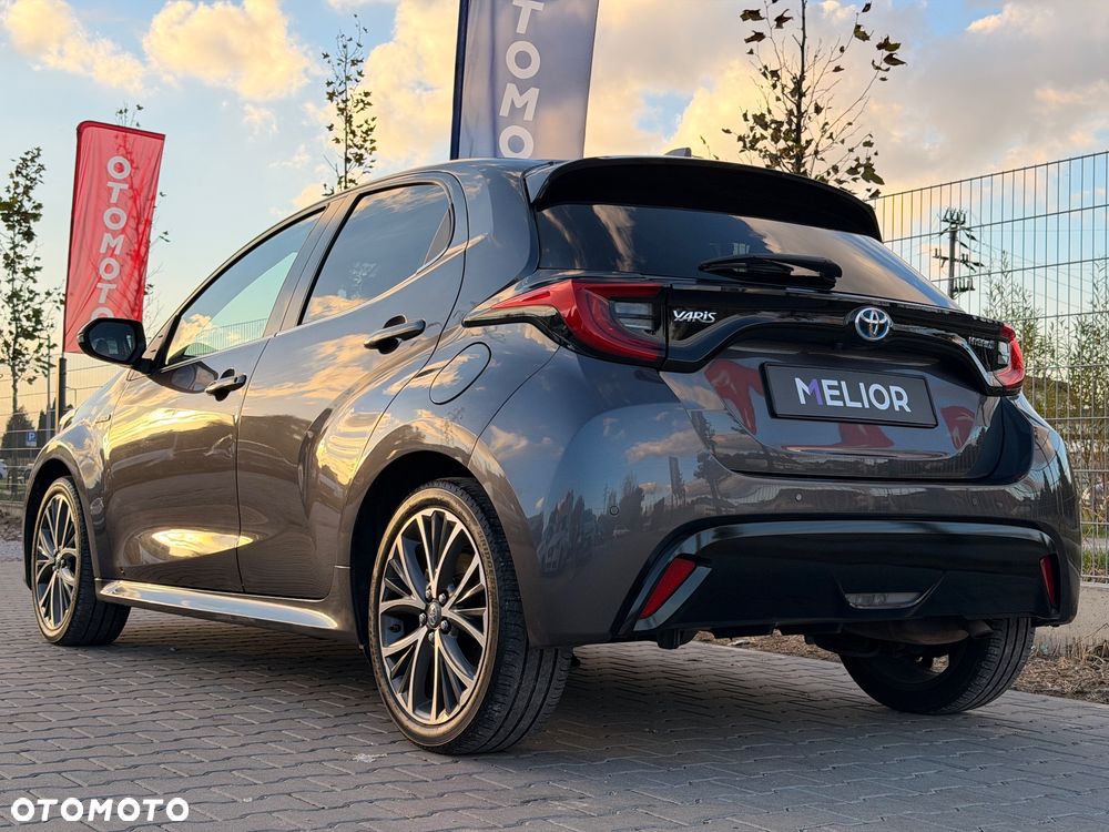 Toyota Yaris - 8