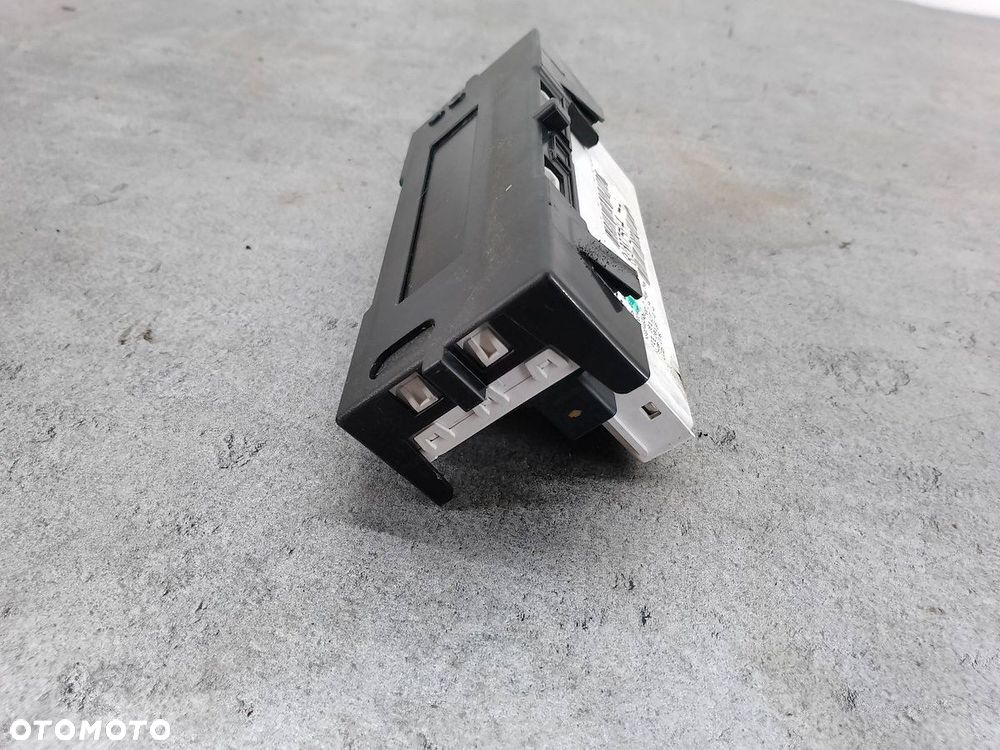 WYŚWIETLACZ RADIA RENAULT CLIO III 8200755144-A - 5