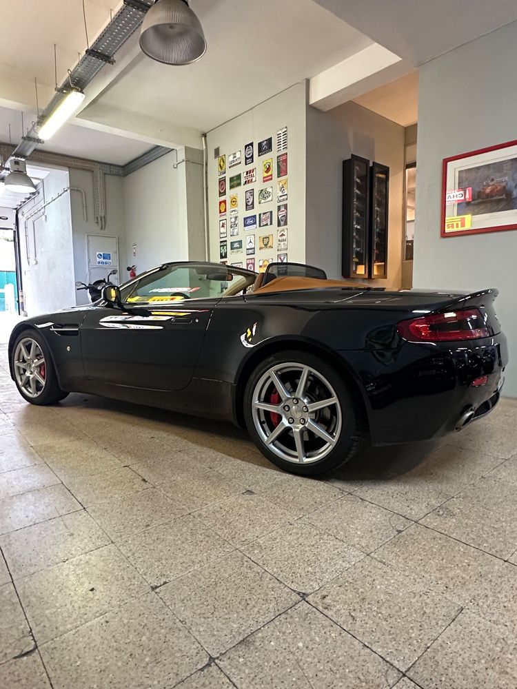 Aston Martin Vantage Roadster Sportshift